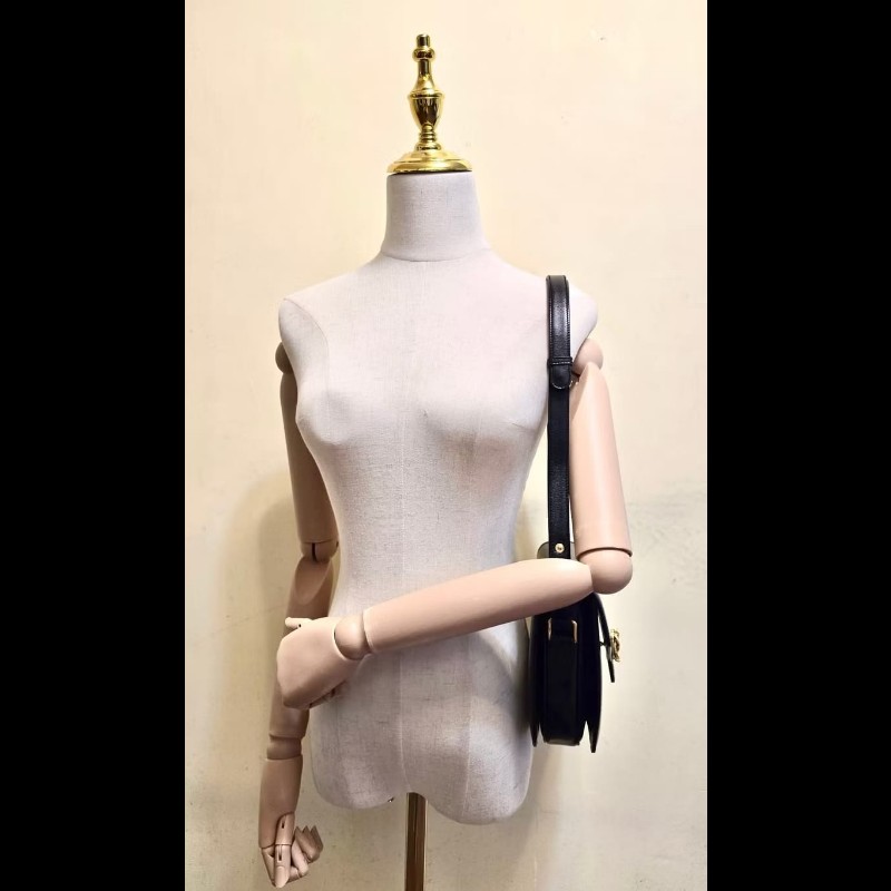 絕版古董包 Gucci 雙麻花旋轉扣黑金翻蓋包 斜背包 側背包 單肩包-5