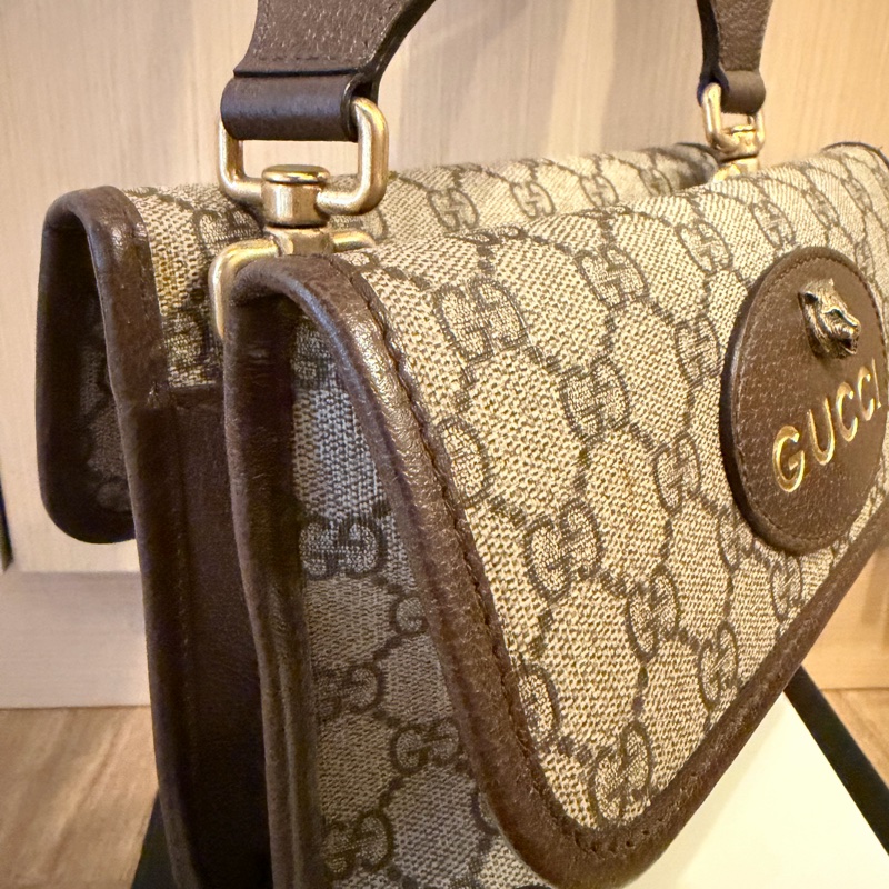 Gucci Neo Vintage GG Supreme 郵差包-11