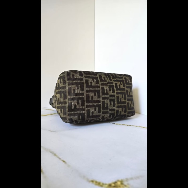 【LA LUNE】絕版中古包 Fendi Zucca咖啡色老花腋下包 側背包 單肩包 二手包-2