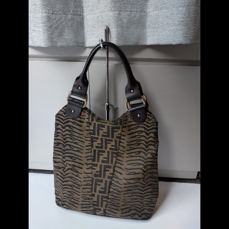 Fendi 咖把動物紋FF布直式托特包-2