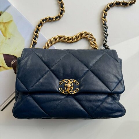 ‼️9成新 Chanel 深藍色羊皮19金釦手提肩背包