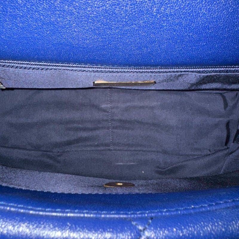 ‼️9成新 Chanel 深藍色羊皮19金釦手提肩背包-7