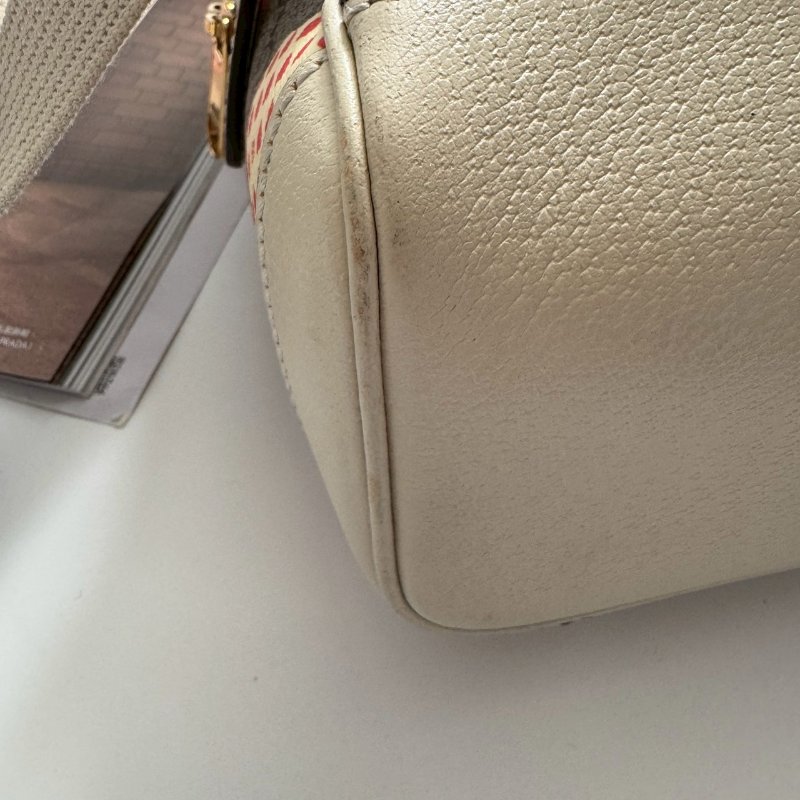 😍小朋友的禮物 GUCCI 紅蘋果米白後背包-15