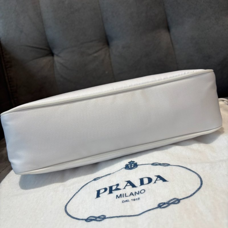 Prada Re-Edition 2000再生尼龍迷你手袋-4