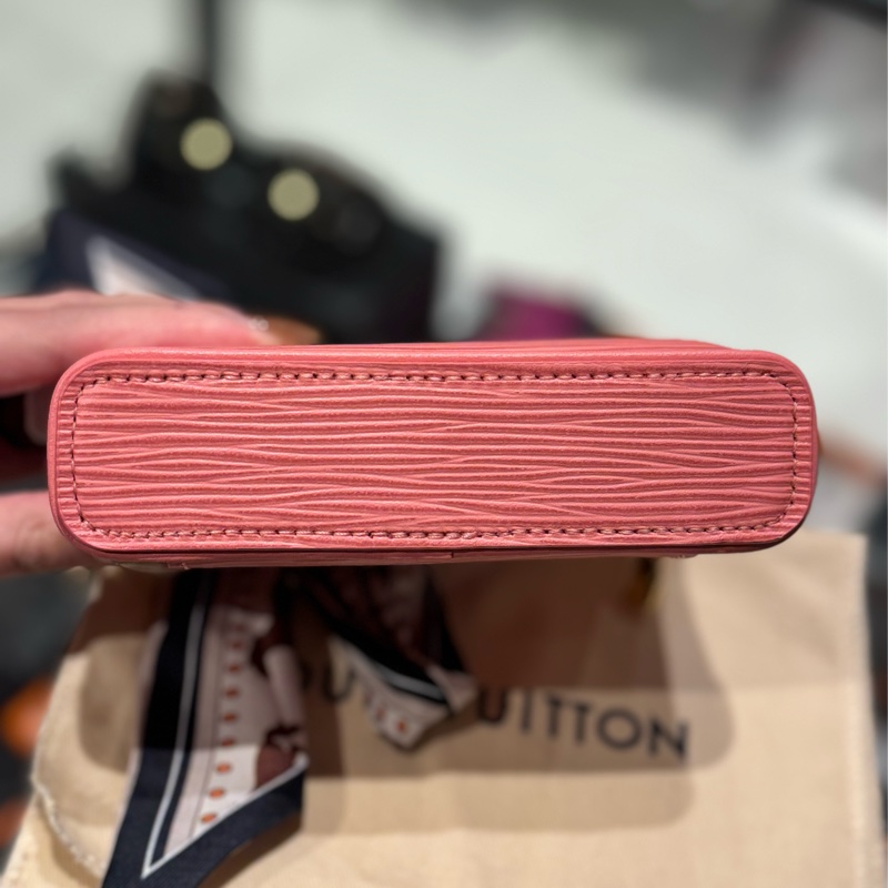 Louis Vuitton Epi 拉鍊零錢包-9