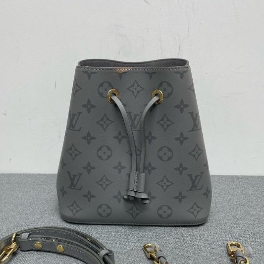路易威登/Louis Vuitton 老花牛皮小水桶手提肩背斜背包-5