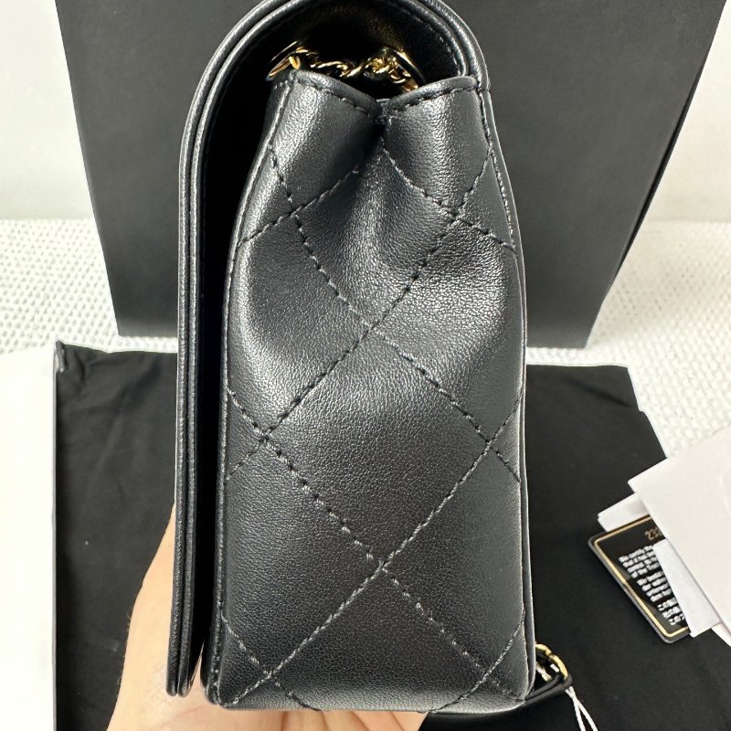 香奈兒/Chanel 雙C琺瑯扣 黑金鏈條包-2