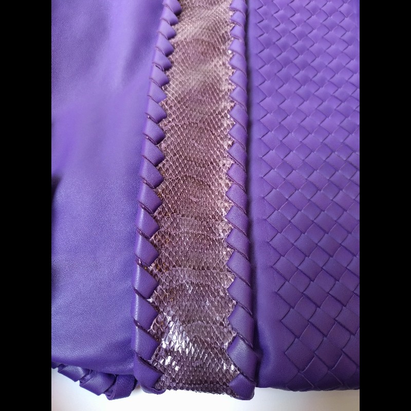 BV 紫皮局部編織拼蛇皮大托特包-7