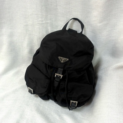 Prada 尼龍多用途 黑色雙肩包 背包
