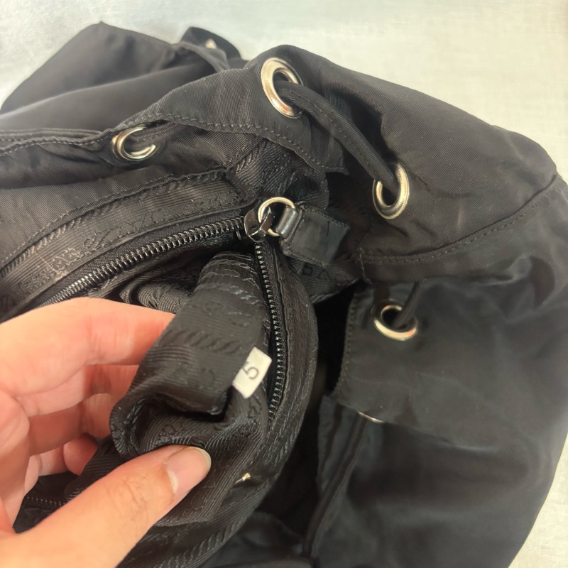 Prada 尼龍多用途 黑色雙肩包 背包-36