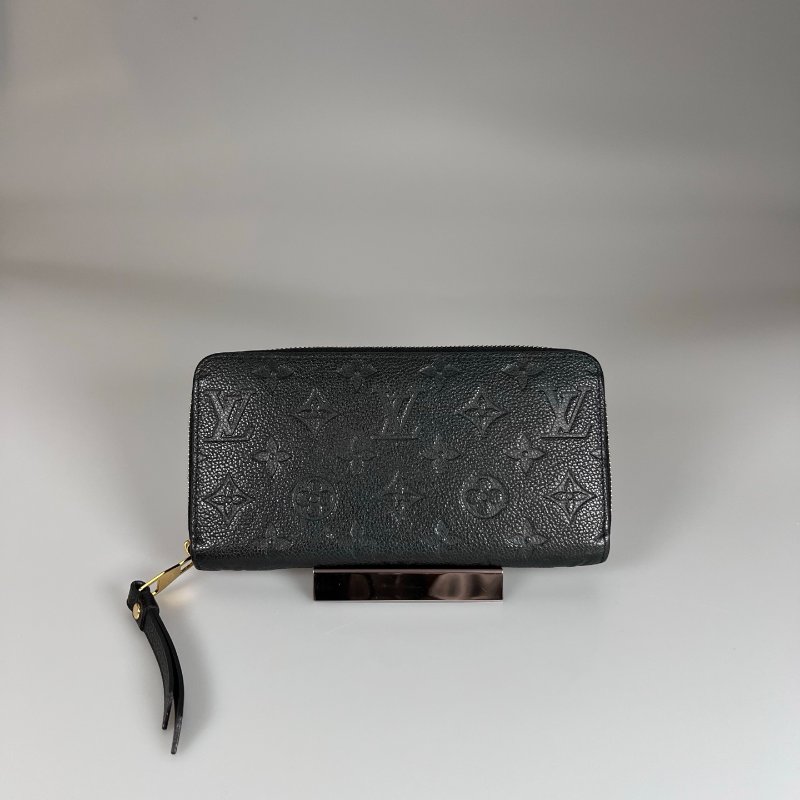 LV M61864 黑壓紋ㄇ拉長夾-0