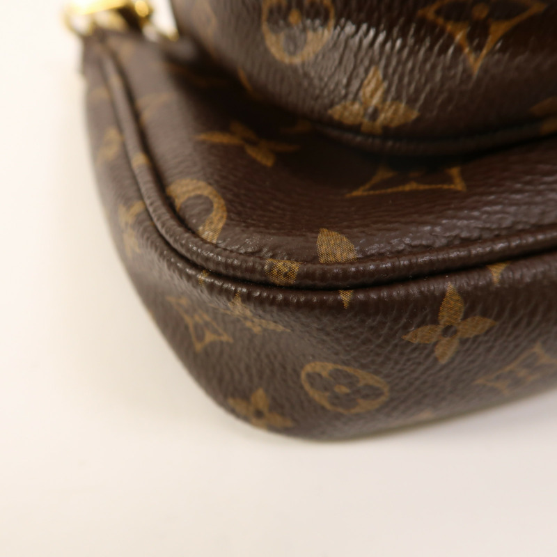 LOUIS VUITTON Monogram Multi Pochette Accessoires金扣肩背袋-11