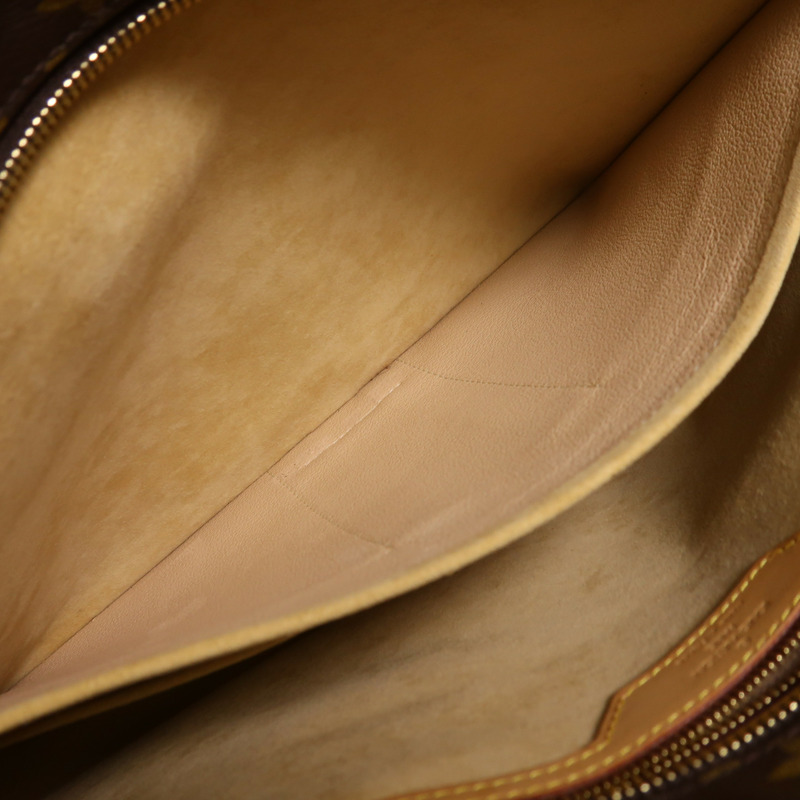 LOUIS VUITTON Monogram Luco Tote Bag金扣肩背袋-21
