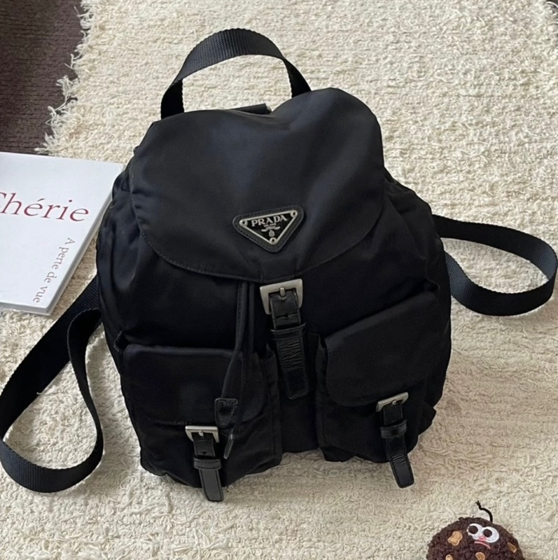 Prada 尼龍多用途 黑色雙肩包 背包-1