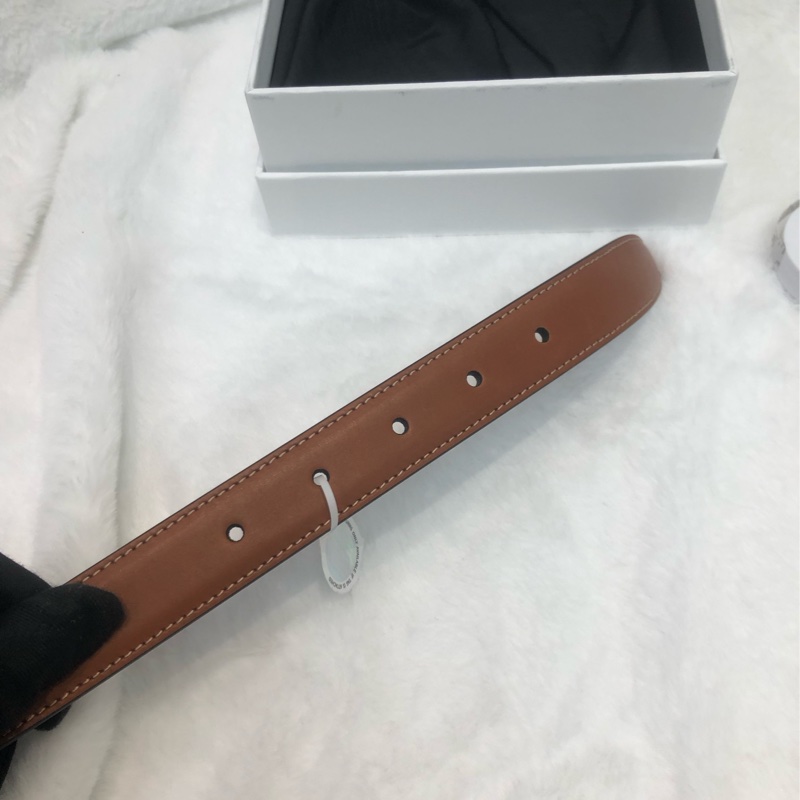 CELINE 凱旋門牛皮腰帶 XC254-11