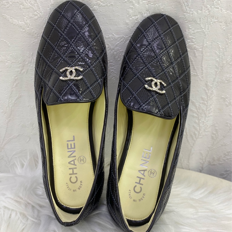 Chanel Flats. EU 38-1