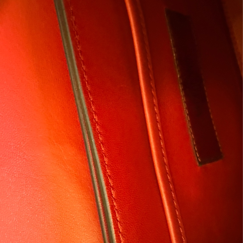 Valentino 小卯釘包 斜背包 手拿包 約21cm-3