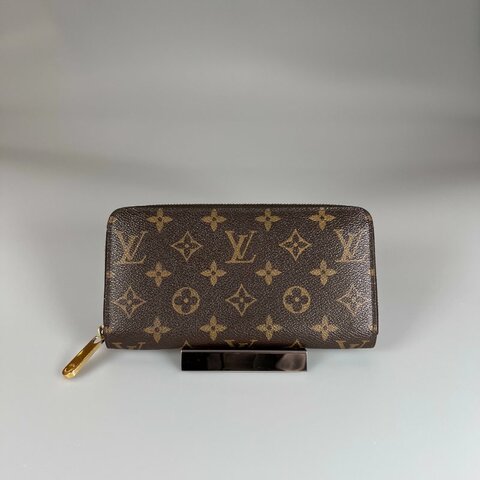 LV M42616 老花ㄇ拉長夾