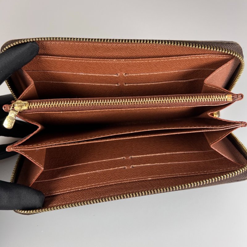 LV M42616 老花ㄇ拉長夾-5