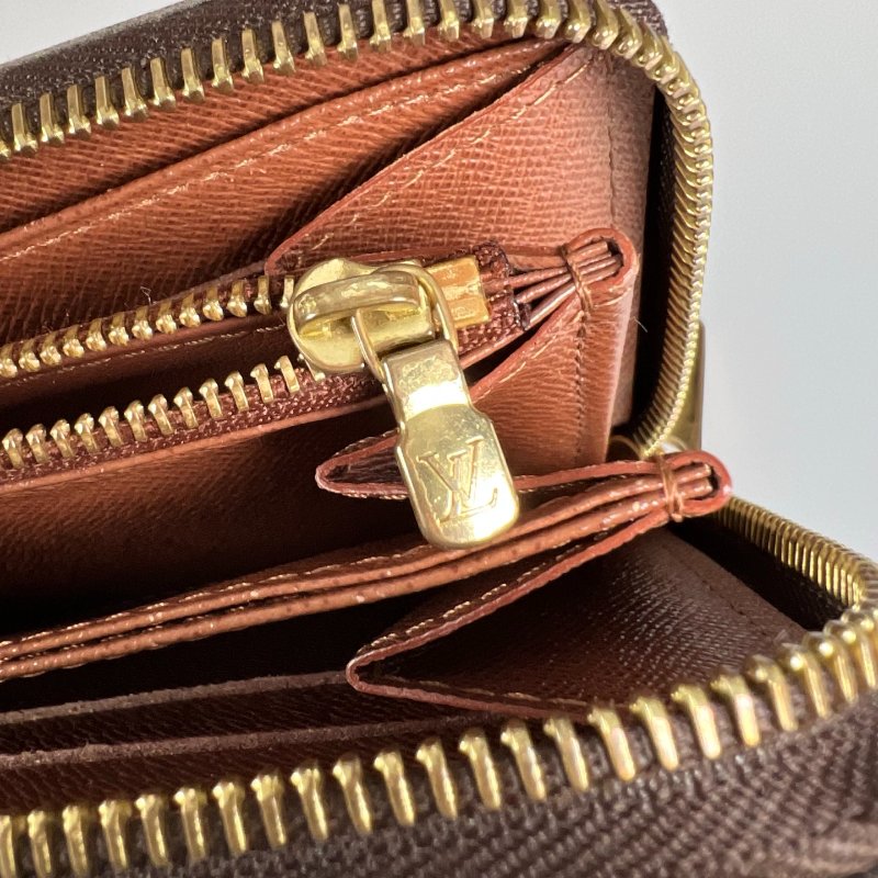 LV M42616 老花ㄇ拉長夾-10