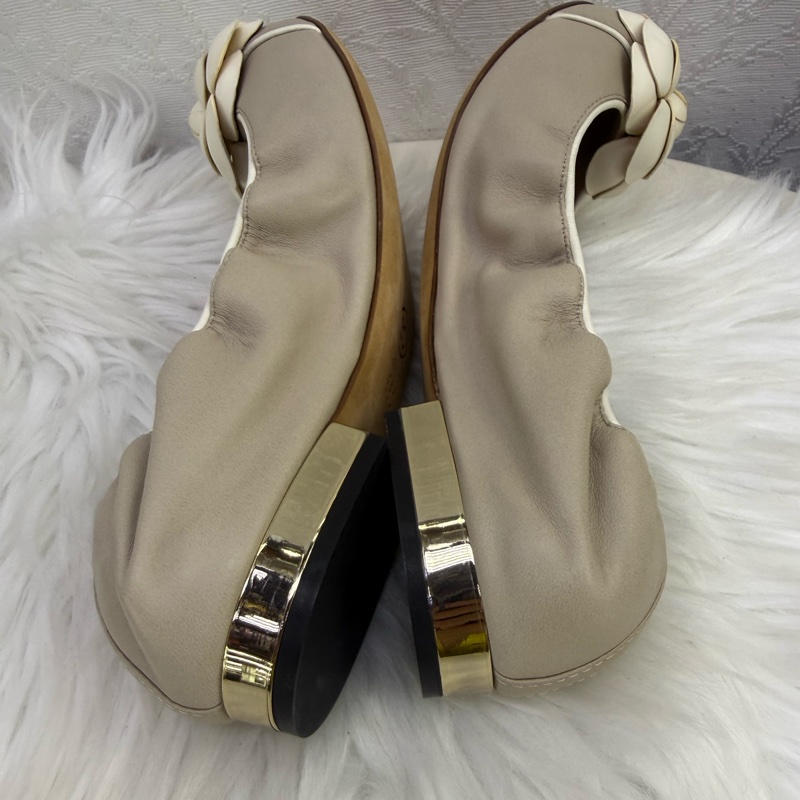 Chanel Flats EU 38-3