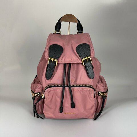 BURBERRY 豆沙粉尼龍後背包