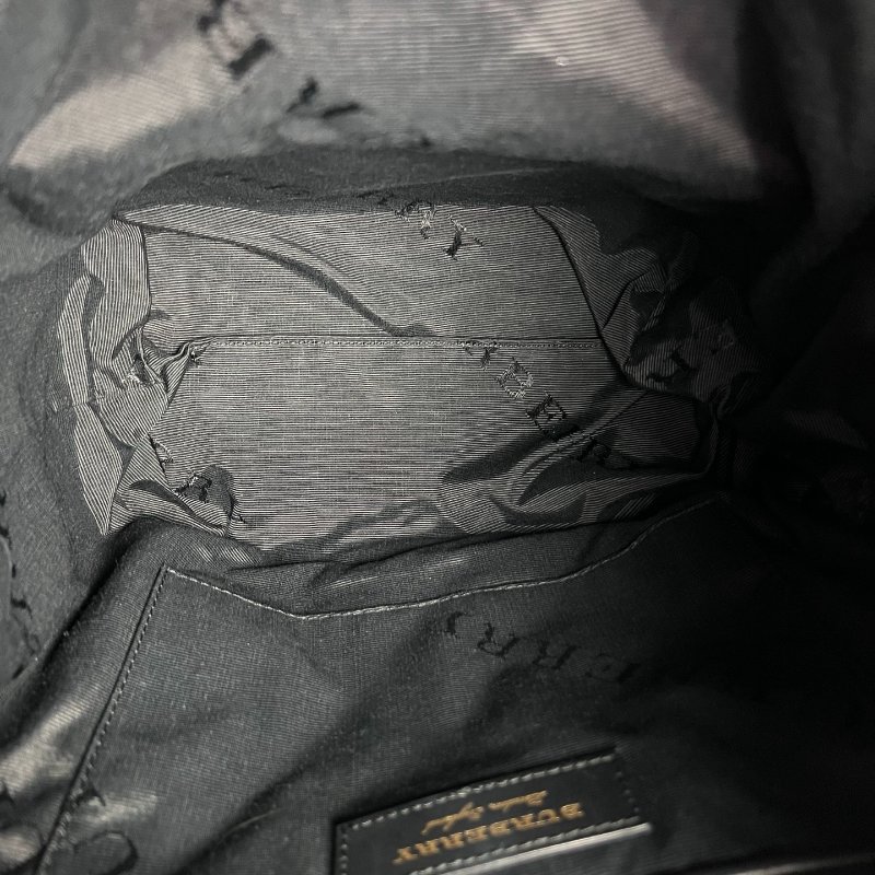 BURBERRY 豆沙粉尼龍後背包-6