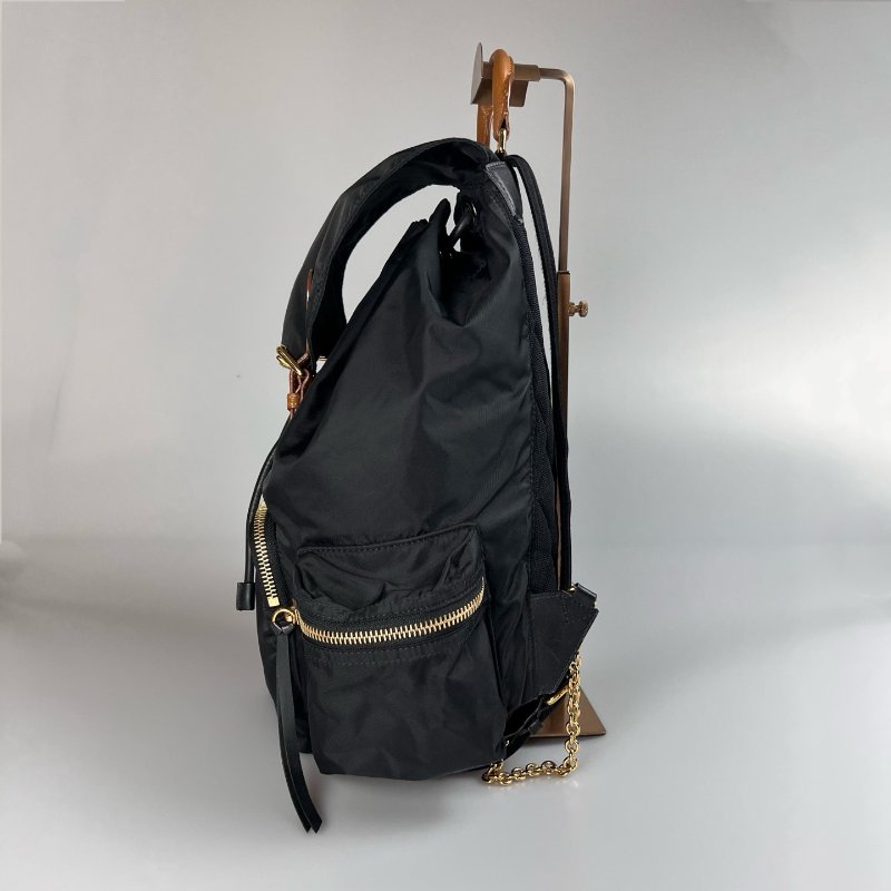 BURBERRY 黑尼龍拚皮革後背包-3