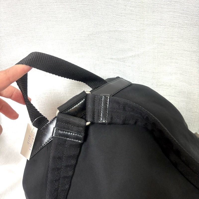 Prada 尼龍多用途 黑色雙肩包 背包-13