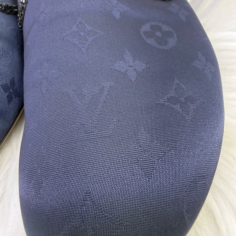 Louis Vuitton Flats EU 37-12