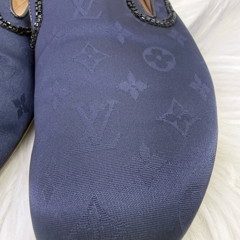 Louis Vuitton Flats EU 37-13