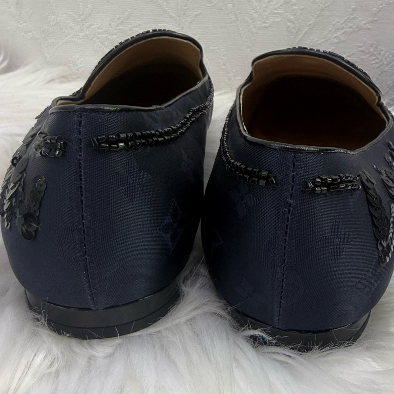 Louis Vuitton Flats EU 37-22