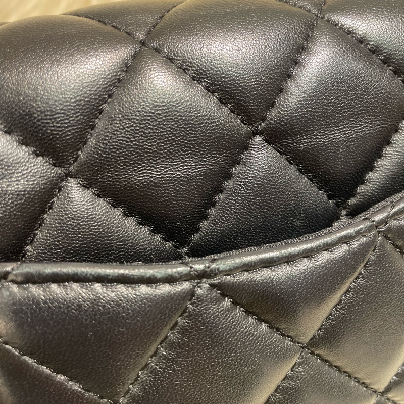 Chanel 20cm 黑色羊皮Flap Bag 珠鏈帶-6