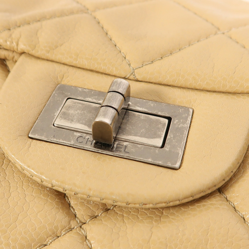 CHANEL 牛皮皮革Shoulder Bag銀扣肩背袋-10