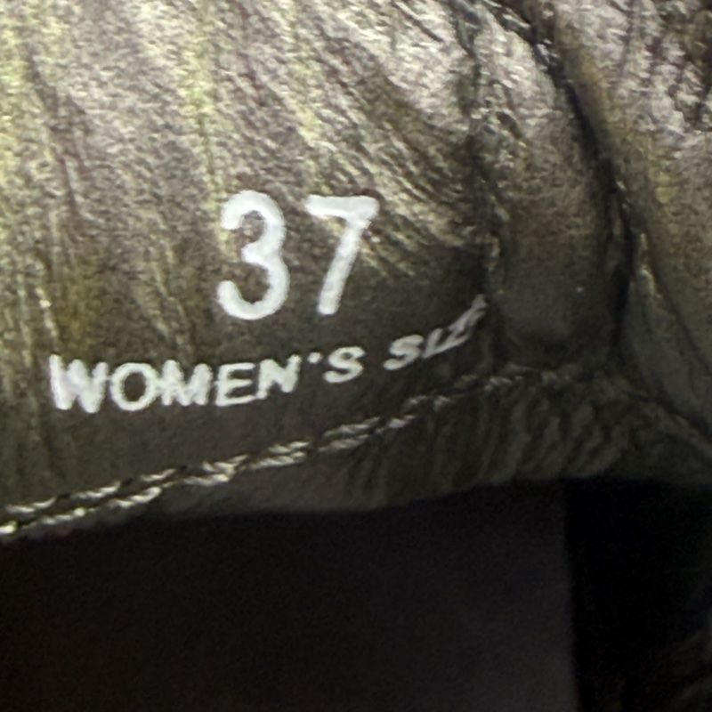 Hogan Flats EU 37-10