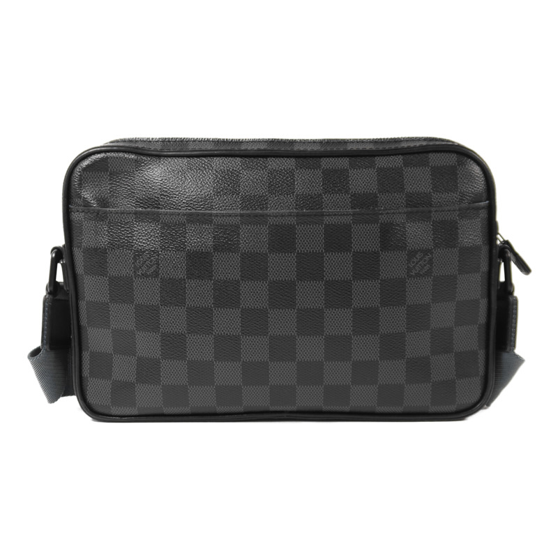 LOUIS VUITTON Damier Graphite Alpha Messenger Bag肩背袋-1