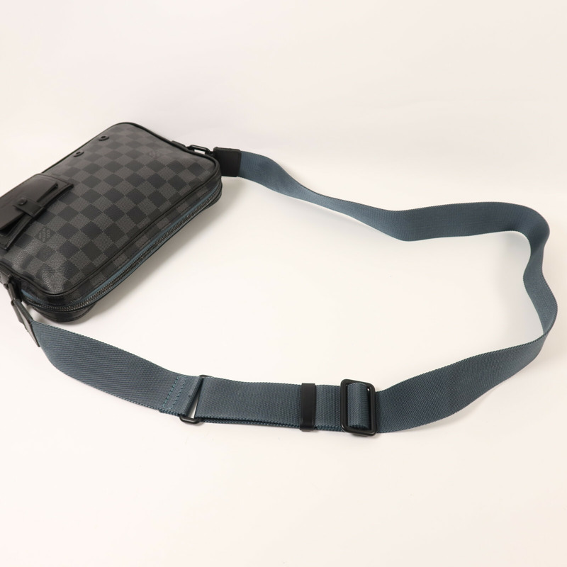 LOUIS VUITTON Damier Graphite Alpha Messenger Bag肩背袋-6