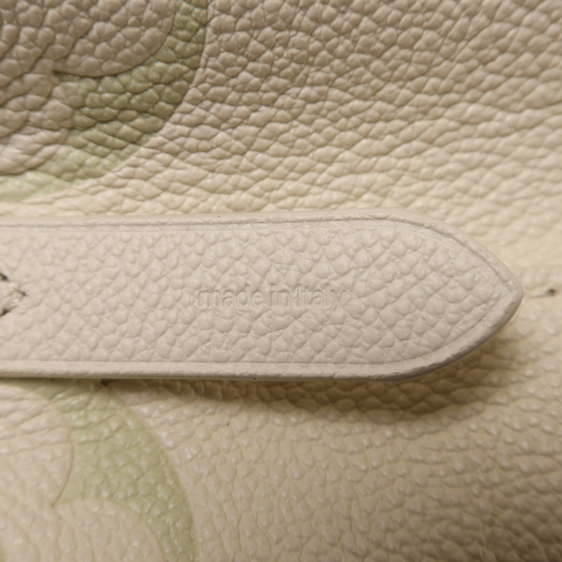 LOUIS VUITTON Monogram Empreinte Giant NeoNoe BB金扣手挽肩背兩用袋-6