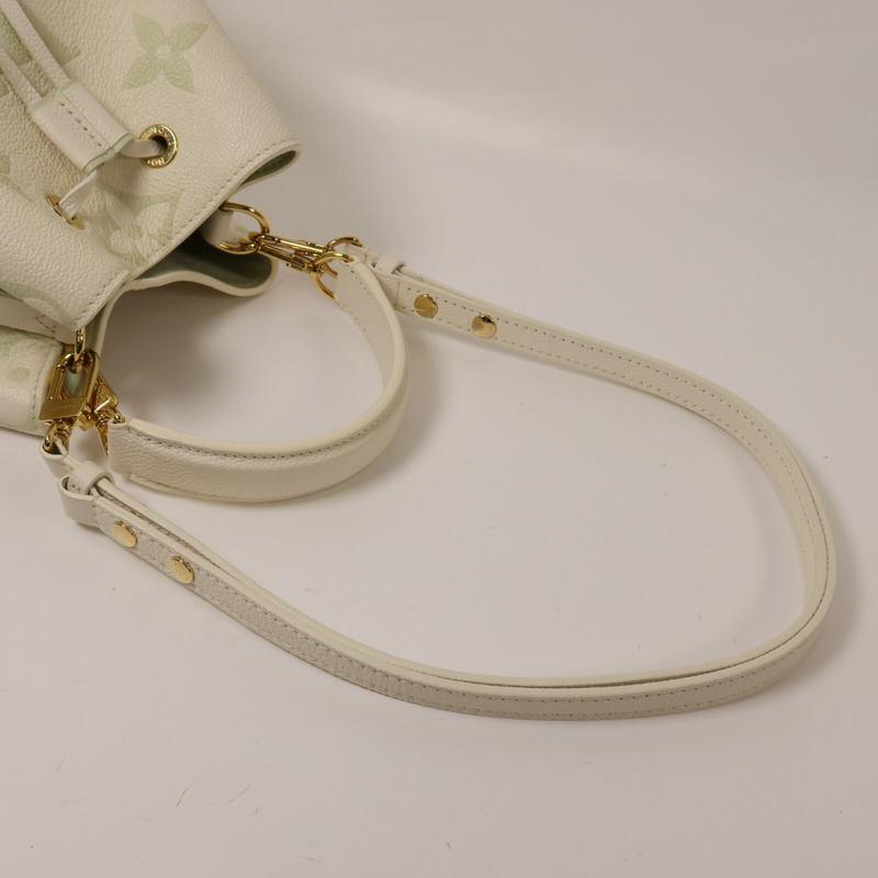 LOUIS VUITTON Monogram Empreinte Giant NeoNoe BB金扣手挽肩背兩用袋-7