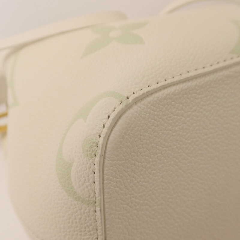 LOUIS VUITTON Monogram Empreinte Giant NeoNoe BB金扣手挽肩背兩用袋-9