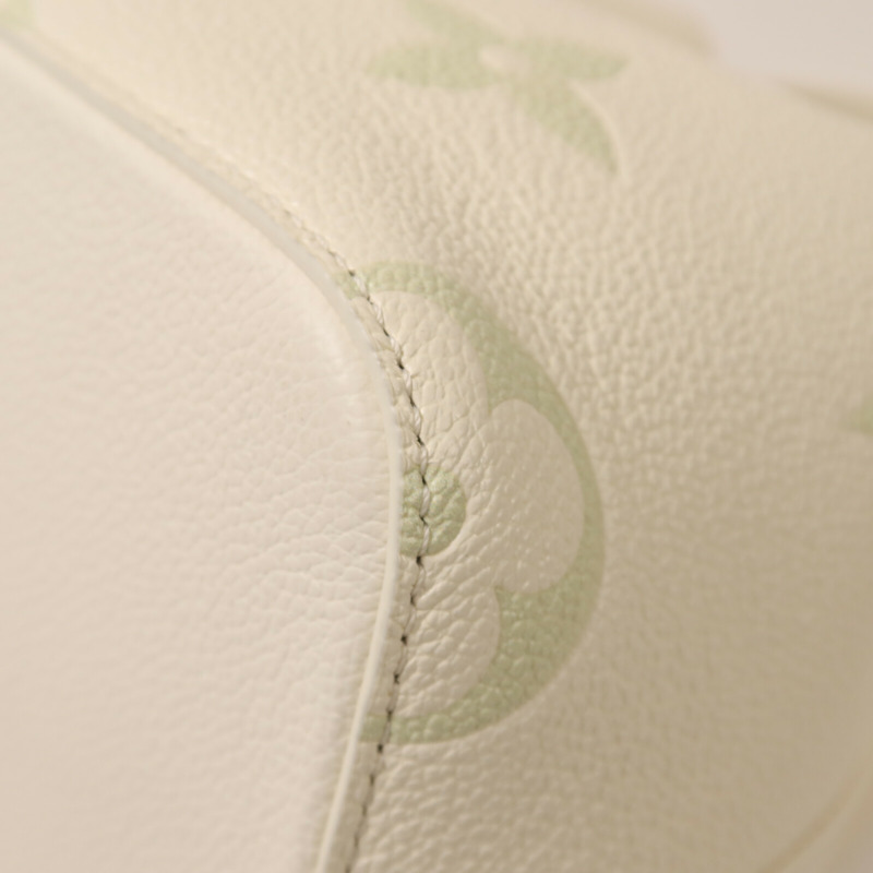 LOUIS VUITTON Monogram Empreinte Giant NeoNoe BB金扣手挽肩背兩用袋-12