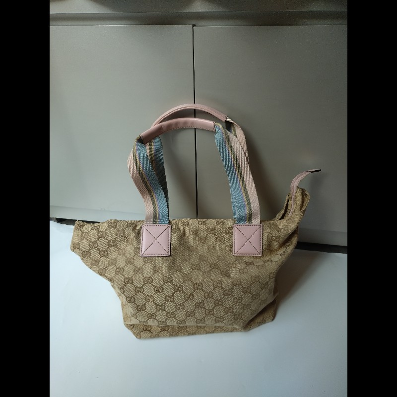 Gucci 粉把駝布logo水餃包-1
