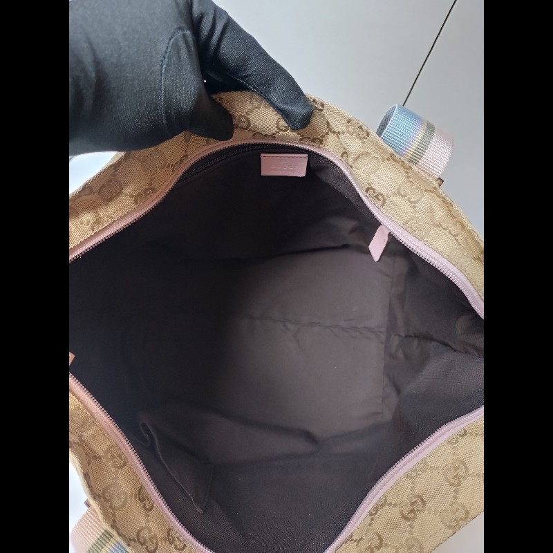 Gucci 粉把駝布logo水餃包-15