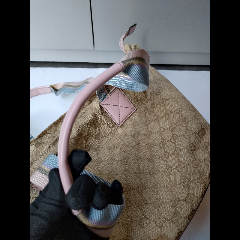 Gucci 粉把駝布logo水餃包-23
