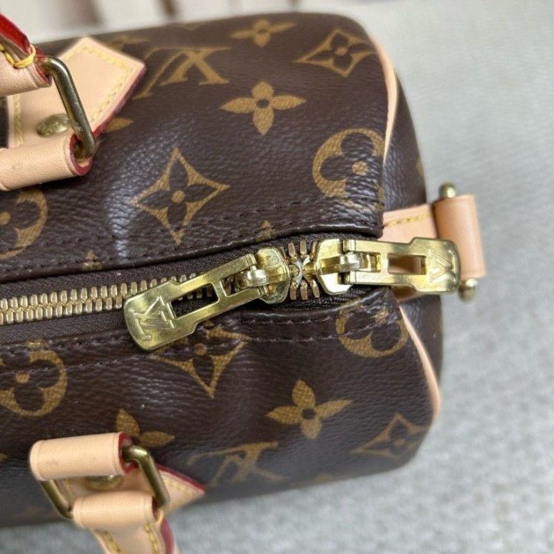 LV路易威登 Speedy 25 老花手提單肩包 超大容量 可調節肩帶 可單肩可斜挎 日常通勤 逛街都百搭-26