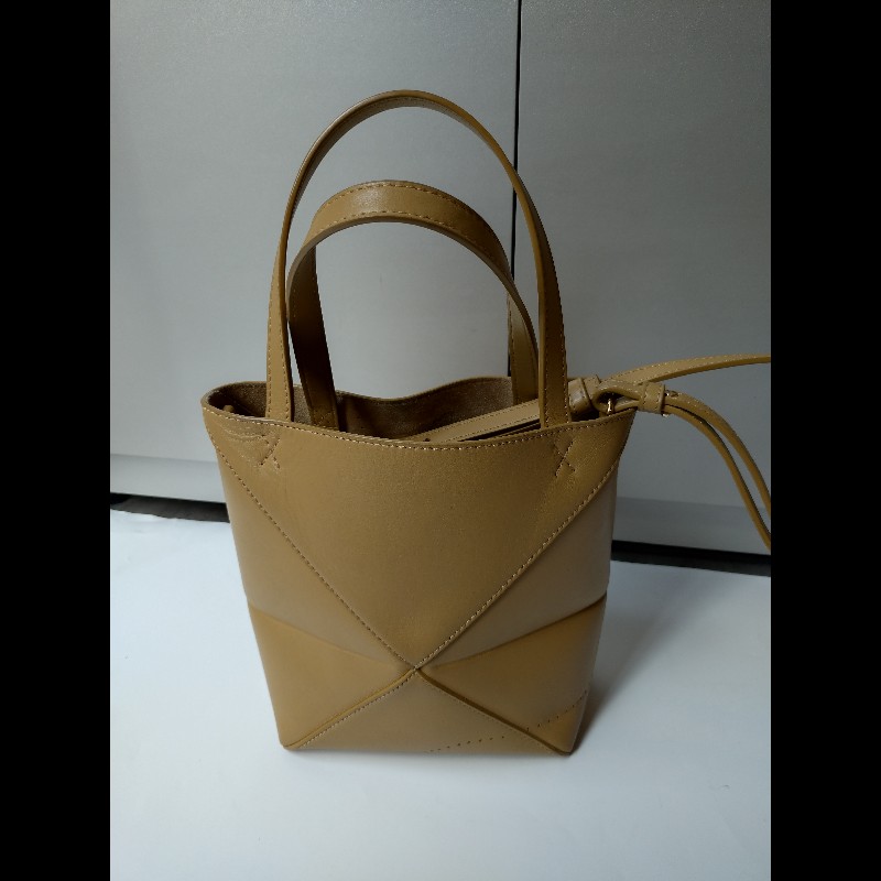 LOEWE 駝皮限定金銀刺蝟托特包 puzzle tote 小-3