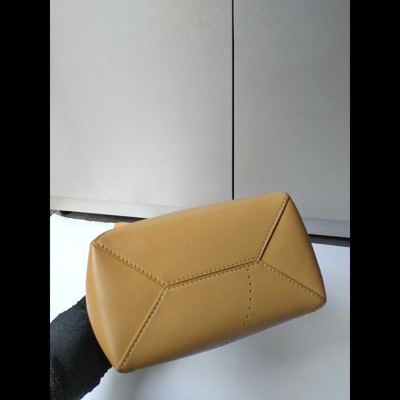 LOEWE 駝皮限定金銀刺蝟托特包 puzzle tote 小-14