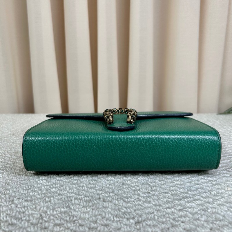 Gucci古馳祖母綠鑽扣酒神woc鏈條包 鏈條肩帶 可單肩可斜挎 肩帶拆卸可當手包 容量實用 復古又吸睛-4