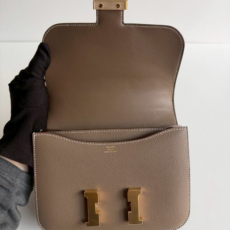 天菜款 閒置新🤎 Hermès 愛馬仕 Mini Constance 大象灰金釦-7