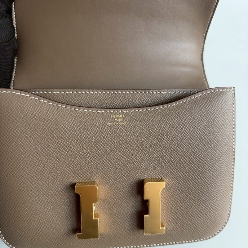 天菜款 閒置新🤎 Hermès 愛馬仕 Mini Constance 大象灰金釦-8
